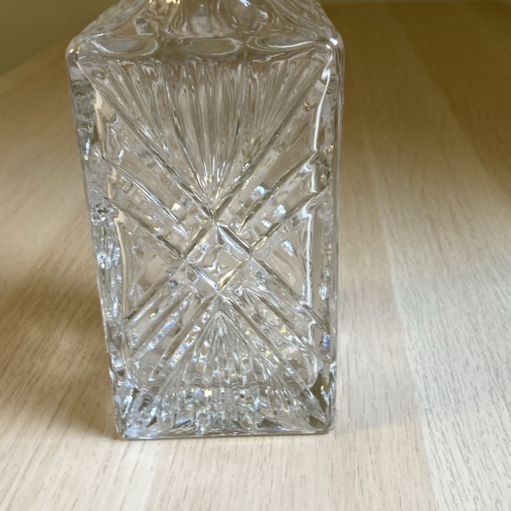 Elegant Clear Crystal Decanter, Whisky decanter, glass - Picture 4 of 12